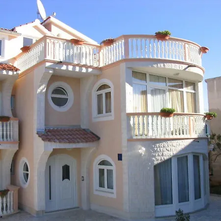 Katica-4 Vodice